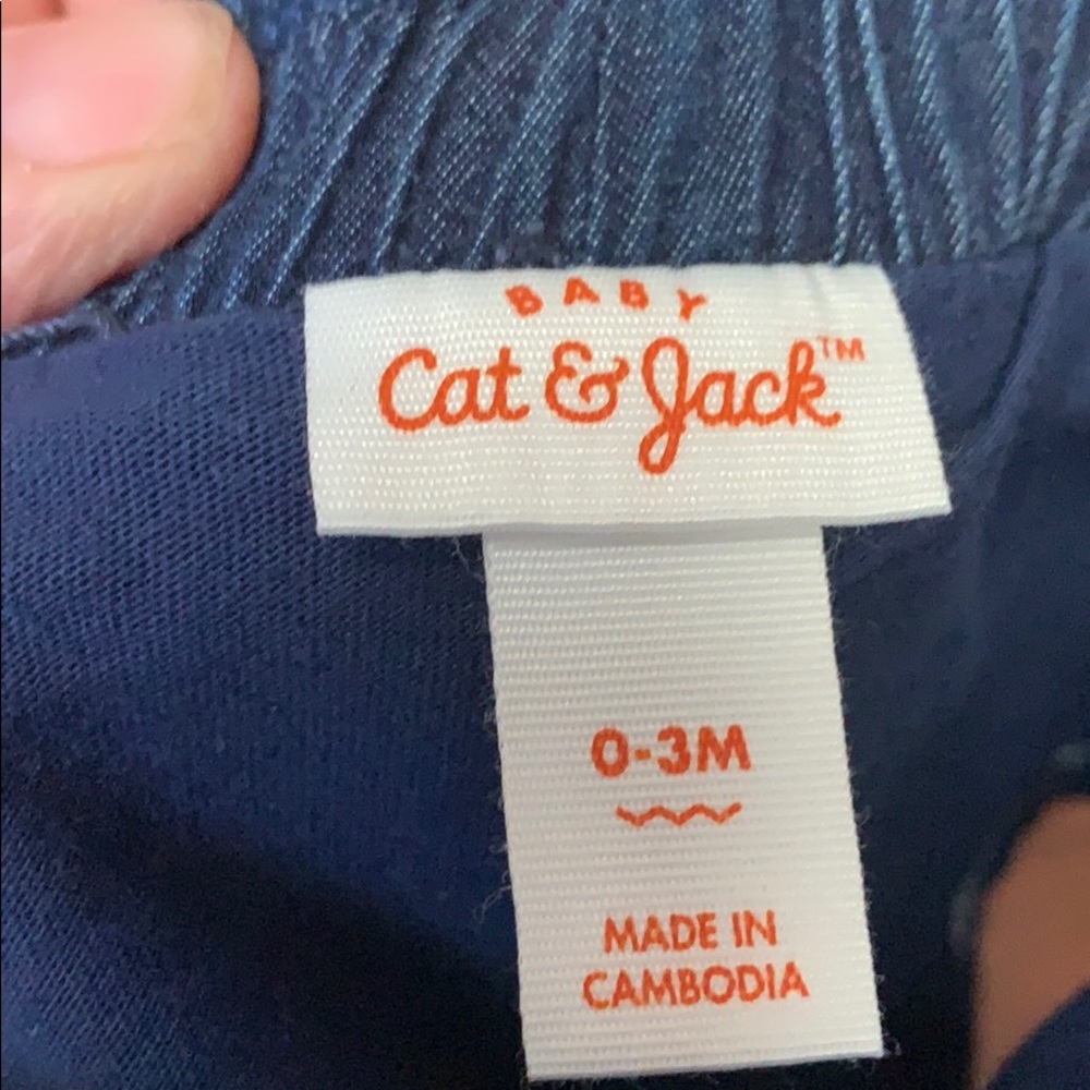 0-3 mo Lot Baby Gap onesie with 2 bottoms. - Picture 4 of 5